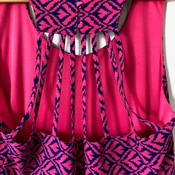 Buttons Womens Pink & Blue Dress w/Back Cut-out Medium - Picture 7 of 9